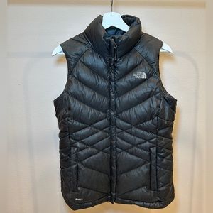 The North Face Aconcagua 550 Down Puffer Full Zip
Vest | Size M